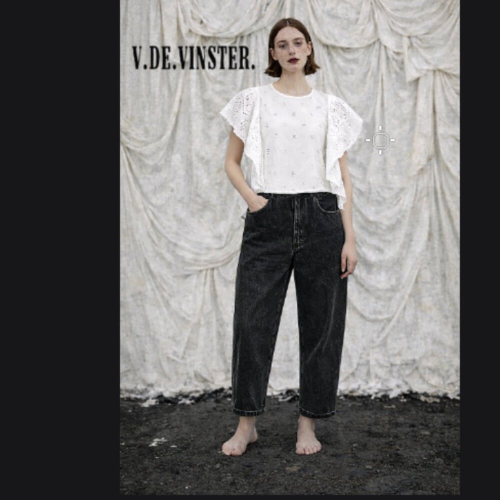 V.DE.VINSTER White Eyelet 100 Cotton Butterfly Sleeve Blouse Boho Keyhole Top